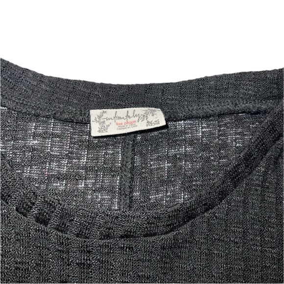 Free People basic long sleeve top - Picture 3 of 3